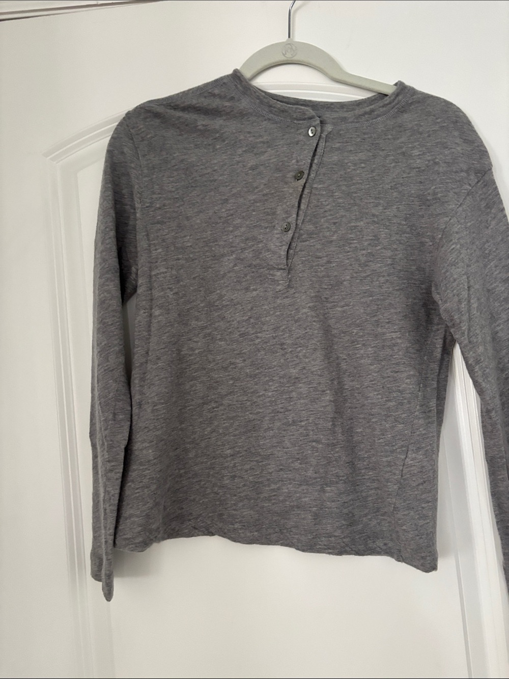 Naked Cashmere. 100 % Cashmere Gray Long Sleeve Henley Top